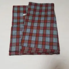 150×210のウールの生地です