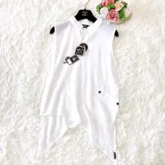 新品タグ付きBlanc du Nie 【S】ノースリーブ 変形デザイン トップス