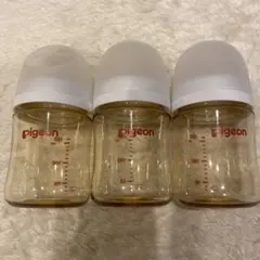 限定セール！現品限り！pigeon 哺乳瓶 160ml 3本セット　新生児　美品