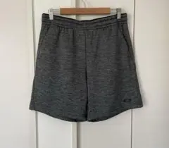 オークリー OAKLEY グレーショートパンツ JPN XL 美品