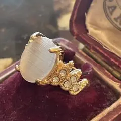 Item thumbnail for item 64afb7da-12c5-487e-802b-6f38c5ead7d4