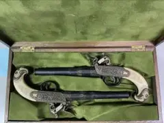 古式銃 スペイン製 レプリカ 、箱付き。