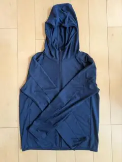 ★UNIQLO★ エアリズム　ネイビーパーカー 150