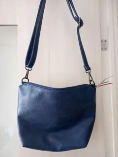 CUSCIO ネイビー ショルダーバッグ