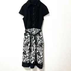 デラリューチェ　黒と白の花柄半袖ワンピース　サイズM