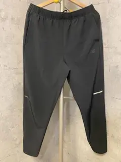 New Balance 黒 ジョガーパンツ　トレーニングパンツ 送料込