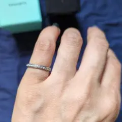 ティファニー　ハーフエタニティリング　pt950 8号
