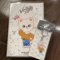 ジニレット 服 キーホルダー