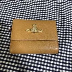ヴィヴィアンウエストウッド 二つ折り財布