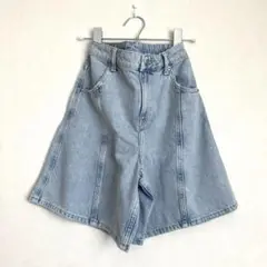 新品　H&M ハイニーレングスデニムショートパンツ　34