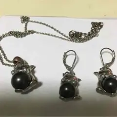 猫ちゃんピアス、ネックレスセット黒パール値下げ！