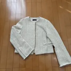 新品未使用✨styling/ 　ケイシラハタ✨ツイード　ノーカラージャケット ツイードノーカラーミドル ジャケット （ノーカラージャケット