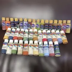 トールペイント絵の具セット他計40本