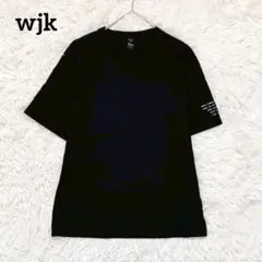 【ダブルジェーケー】クルーネック半袖Tシャツ(S)袖ロゴ シンプル 洗える 黒