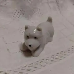 ブラック&ホワイト　スコッチウイスキー　ノベルティ 　テリア犬　ホワイト 　置物