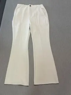 GU フレアパンツ