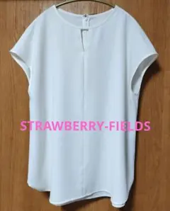 STRAWBERRY-FIELDS＊ホワイトフレンチ袖ブラウス