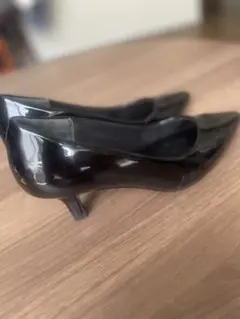 黒パンプス