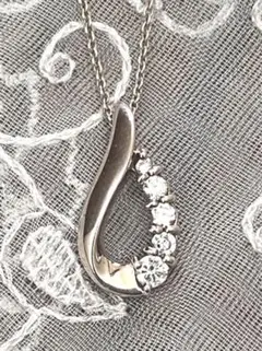 【SALE】4°C シルバーネックレス❤️しずくモチーフ❤️ラインストーン