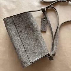 グレー レザー ショルダーバッグ