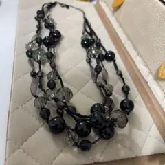 クリスタル　ネックレス