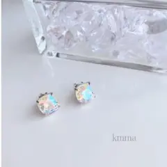 透明感＊オーロラの輝き＊スクエアカットクリスタルピアス