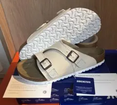 Item thumbnail for item 065492f8-c1f6-4295-ac5c-fdbf0984c29f
