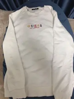 GUESS スウェット 白ワンポイント