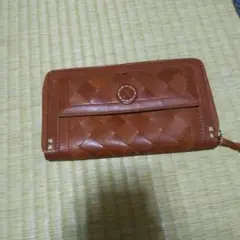 ブラウンレザー長財布