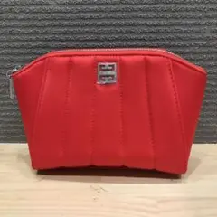 新品 未使用 GIVENCHY 化粧ポーチ レッド ノベルティ キルティング