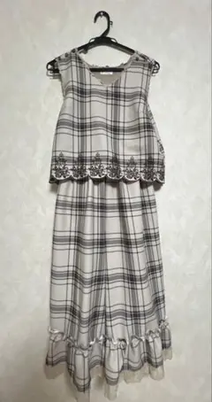 Item thumbnail for item 03a6985f-7a7f-4670-ba75-a1617a0d7d18