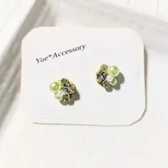 190　ハンドメイド☆ビジューピアス／イヤリング
