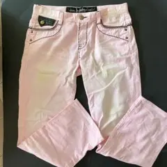 ピンクジーパン