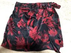 ZARA 花柄ミニスカート L 新品