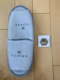 SPACIAピンバッジ　スリッパ　未使用