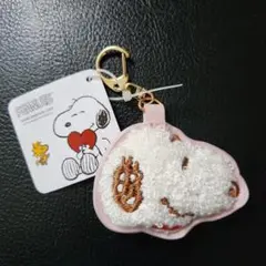 SNOOPY　スヌーピー　さがら刺繍　フェイスキーホルダー　新品・タグ付き