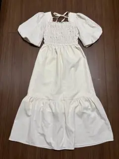 ★美品★パフスリーブ　ワンピース