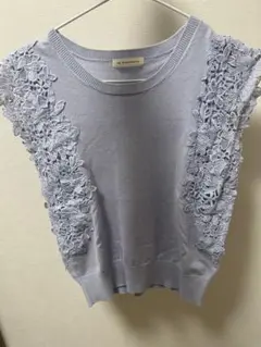 BE RADIANCE トップス　ブルー