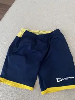 リベルタトレーニングパンツ　Mサイズ