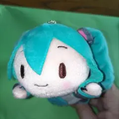 初音ミク 寝そべりキーチェーンマスコット ぬいぐるみ 三月八日