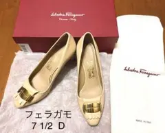 美品✨サルヴァトーレフェラガモ パンプス