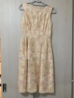 TOCCA刺繍ワンピース 美品0サイズ