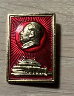 貴重！　中国　毛沢東　バッジコレクション　額装 貴重！ 中国 毛沢東 バッジコレクション 額装 - メルカリ