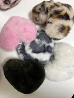 在庫処分SALE モフモフハートチャーム