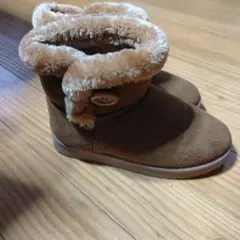 ファー付きブーツ ブラウン22cm