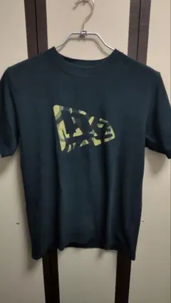 パフォーマンスTシャツ
