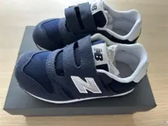 【新品未使用】New Balance 373 シューズ ネイビー　16サイズ