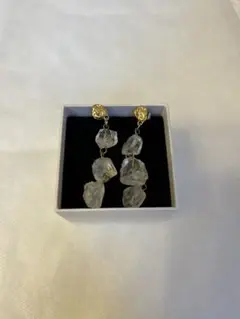 RANDEBOO ストーンピアス