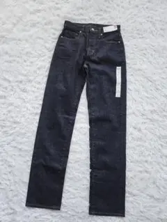 【新品】ユニクロ　スリムストレートハイライズジーンズ