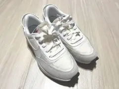 NIKE　スニーカー　ワッフルデビュー　ホワイト
